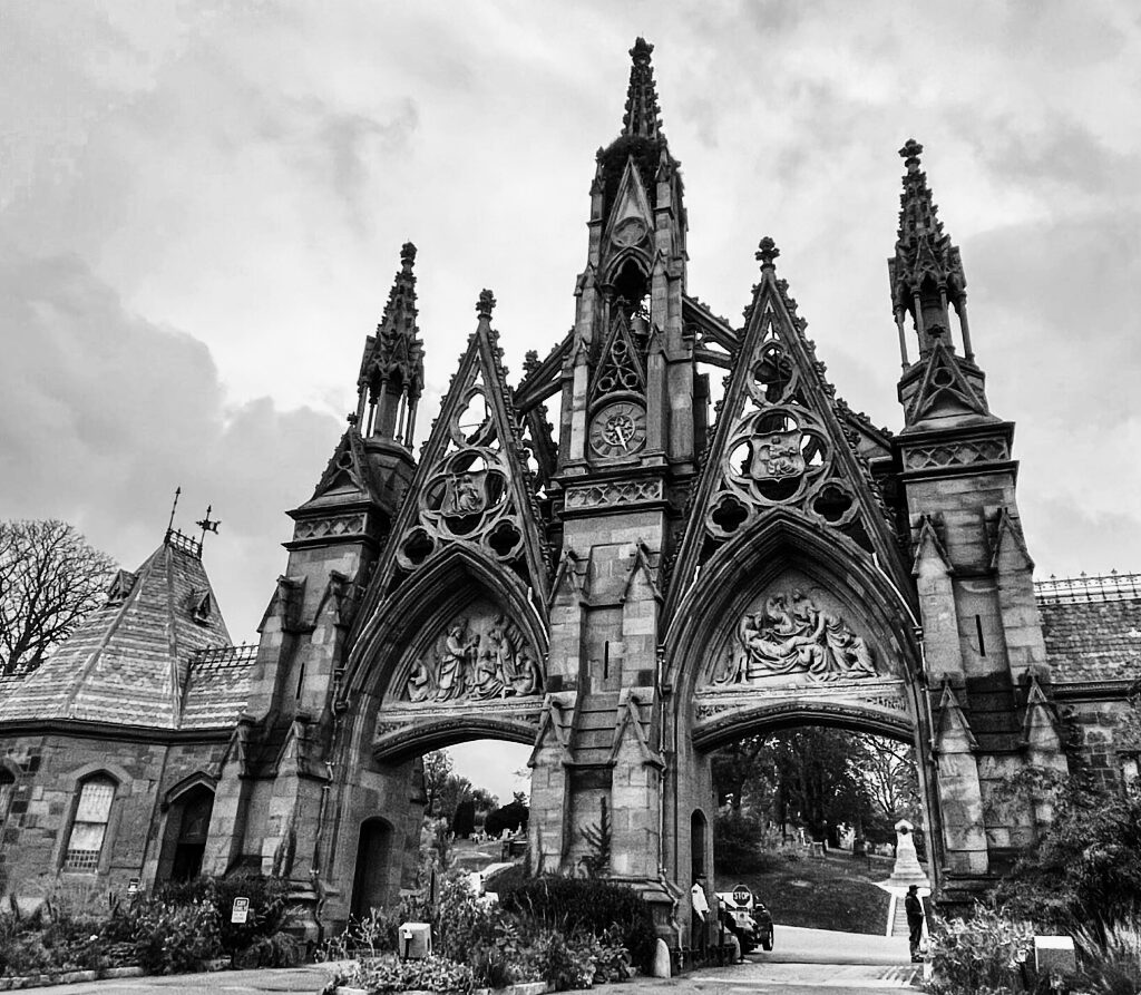 Green Wood Cemetery